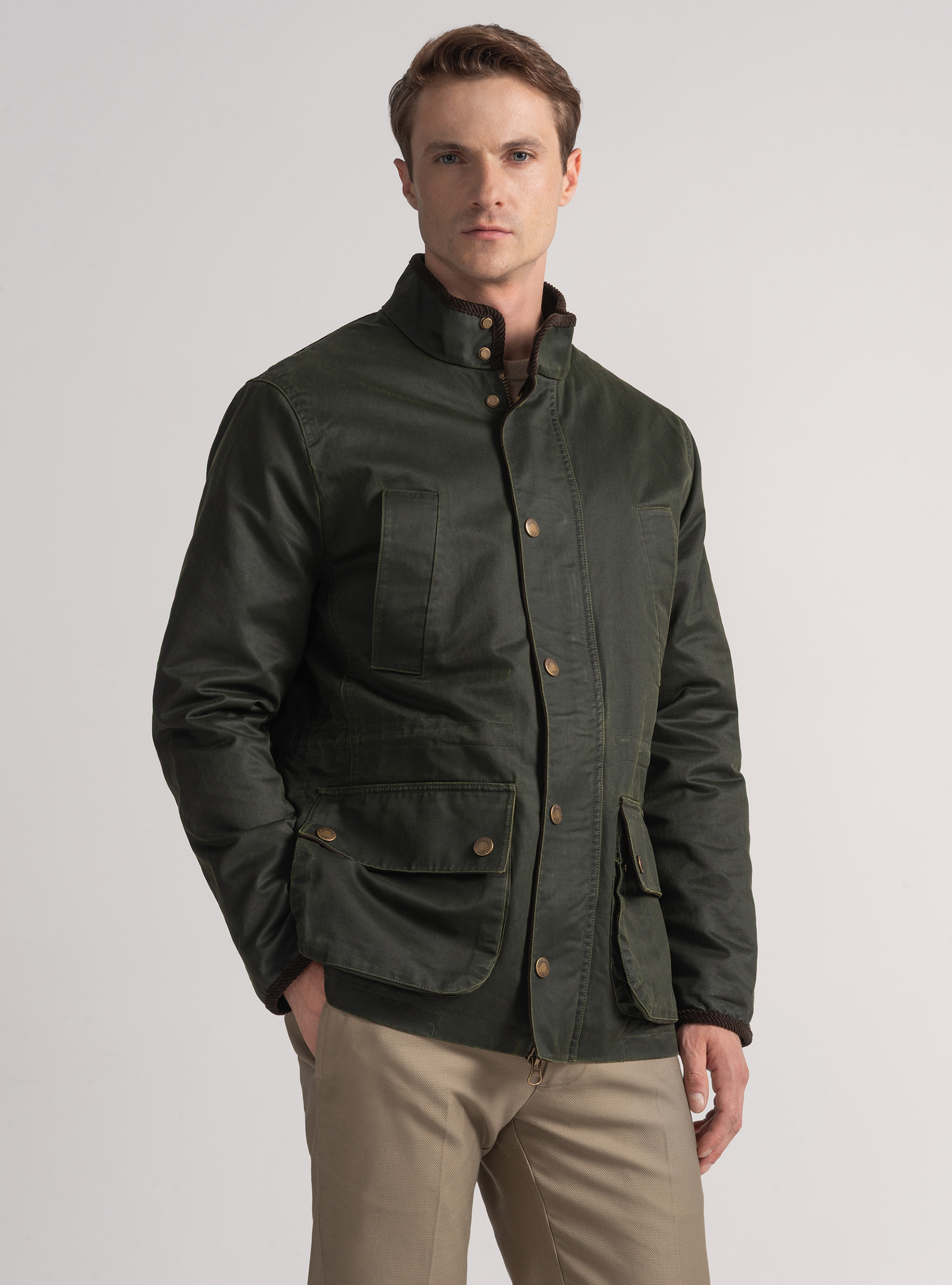 Field jacket in tela cerata di cotone, VERDE