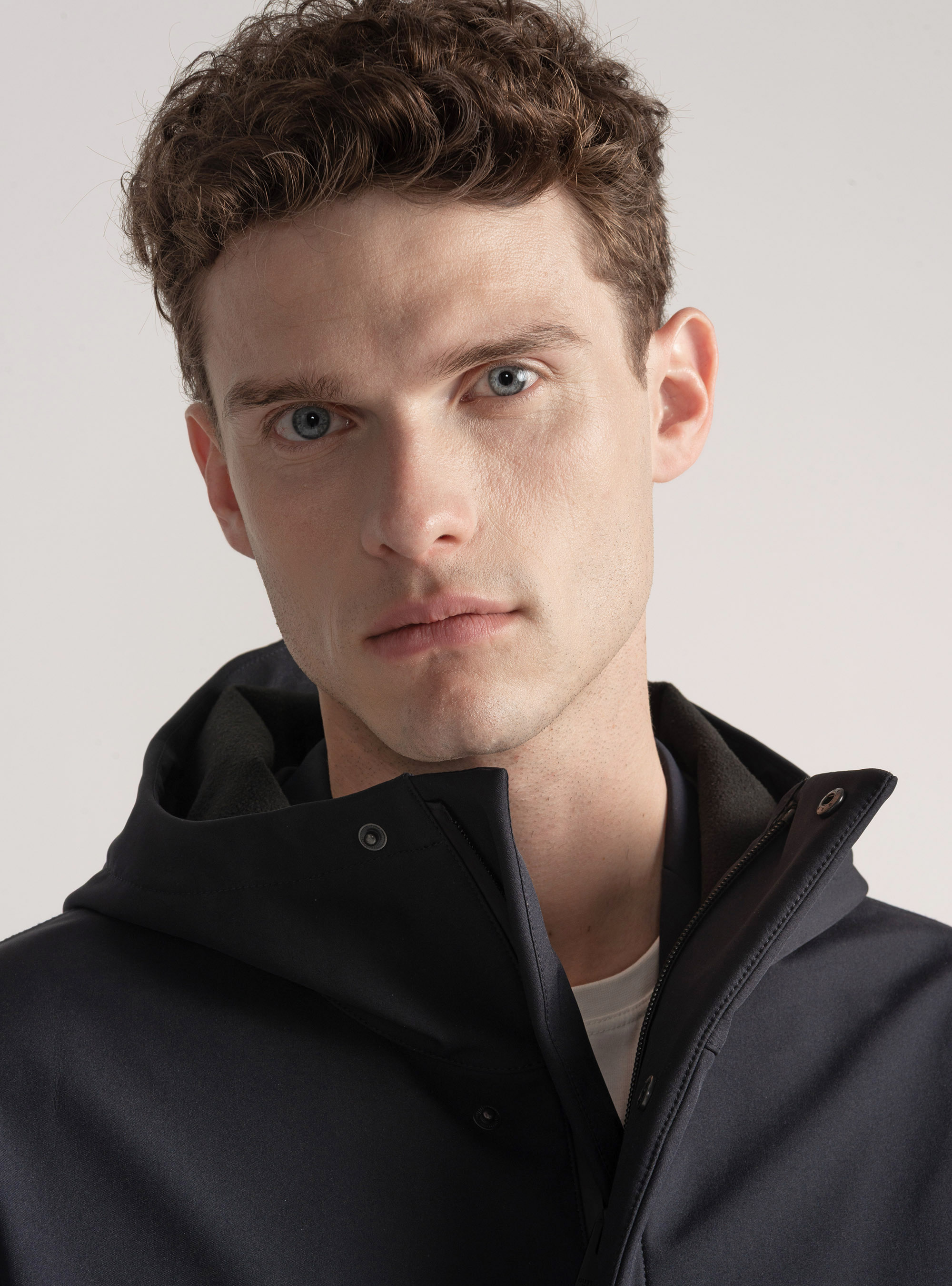 Giubbotto tecnico lungo con cappuccio, BLU NAVY