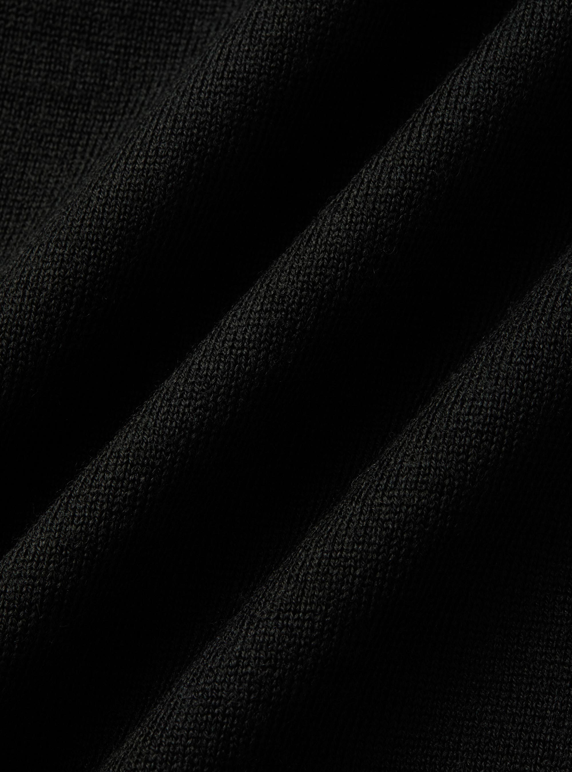 Maglia a polo in lana merino extrafine, NERO