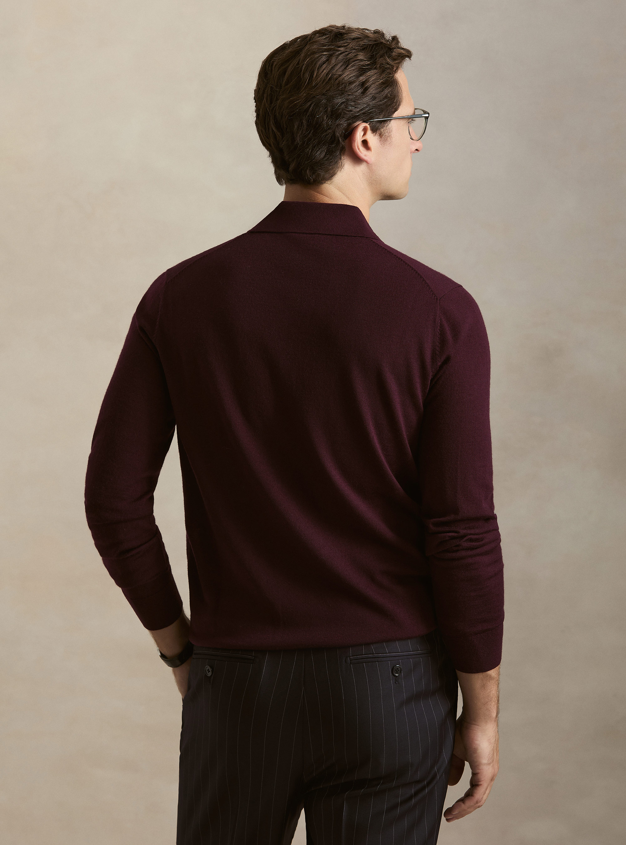 Polo in maglia in lana merino extrafine, BORDEAUX