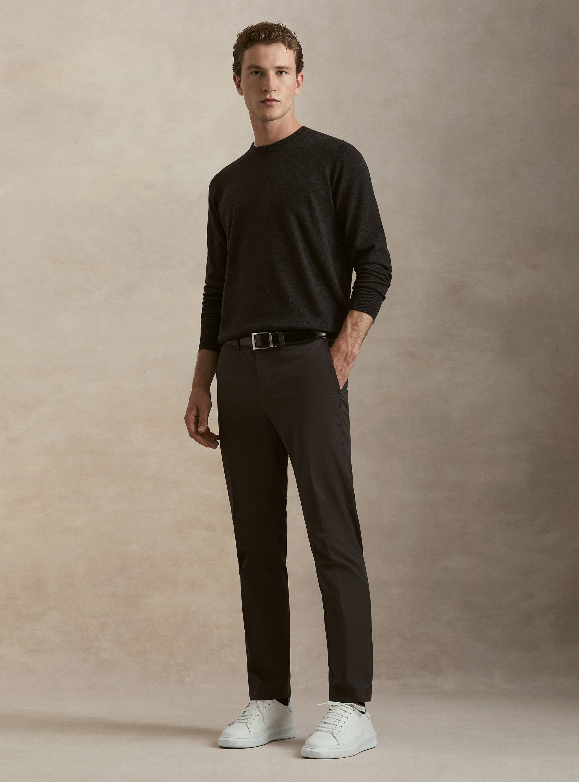 Pantaloni chino slim fit in twill stretch, ASFALTO 0112C