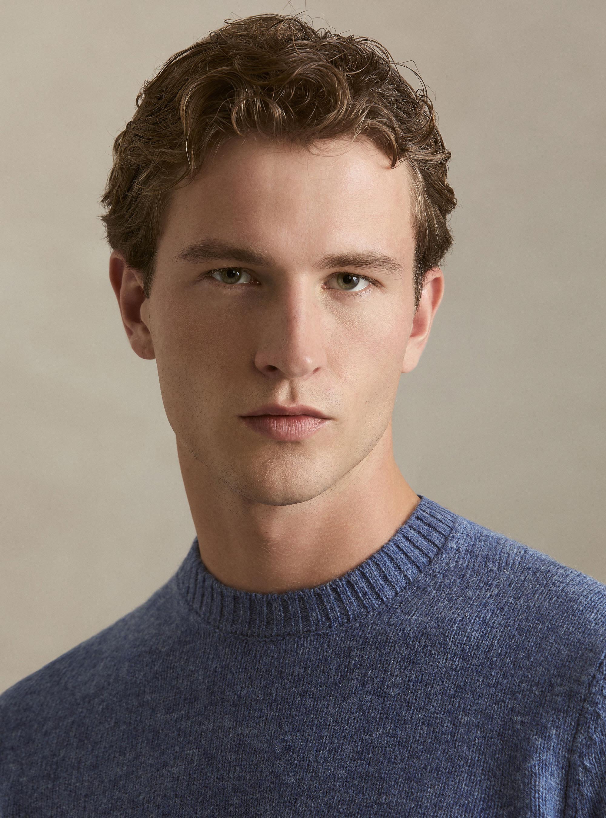 Maglia girocollo in pura lana shetland, 0243C DENIM