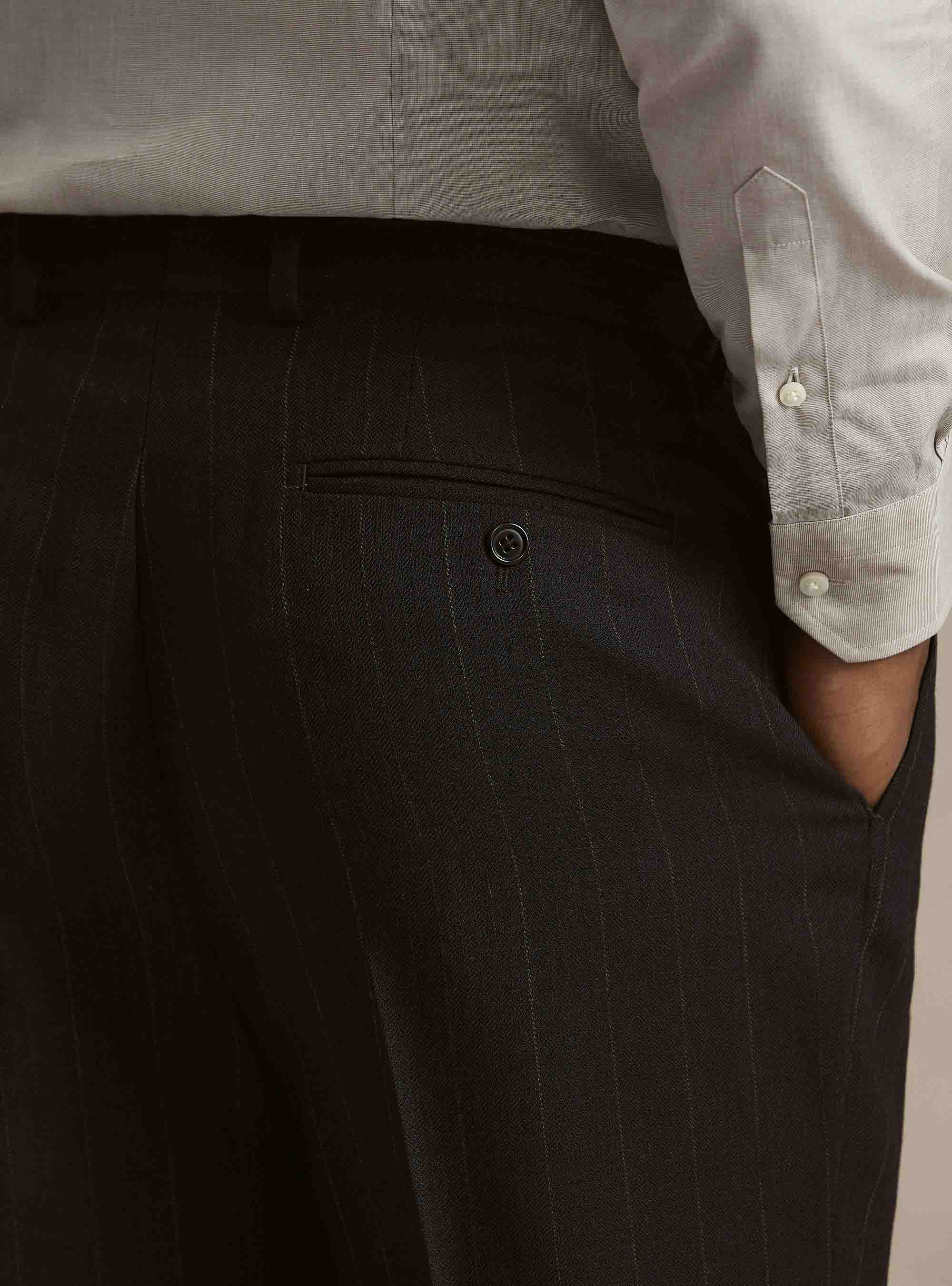 Pantaloni con pince in pura lana spigata, BLU NAVY
