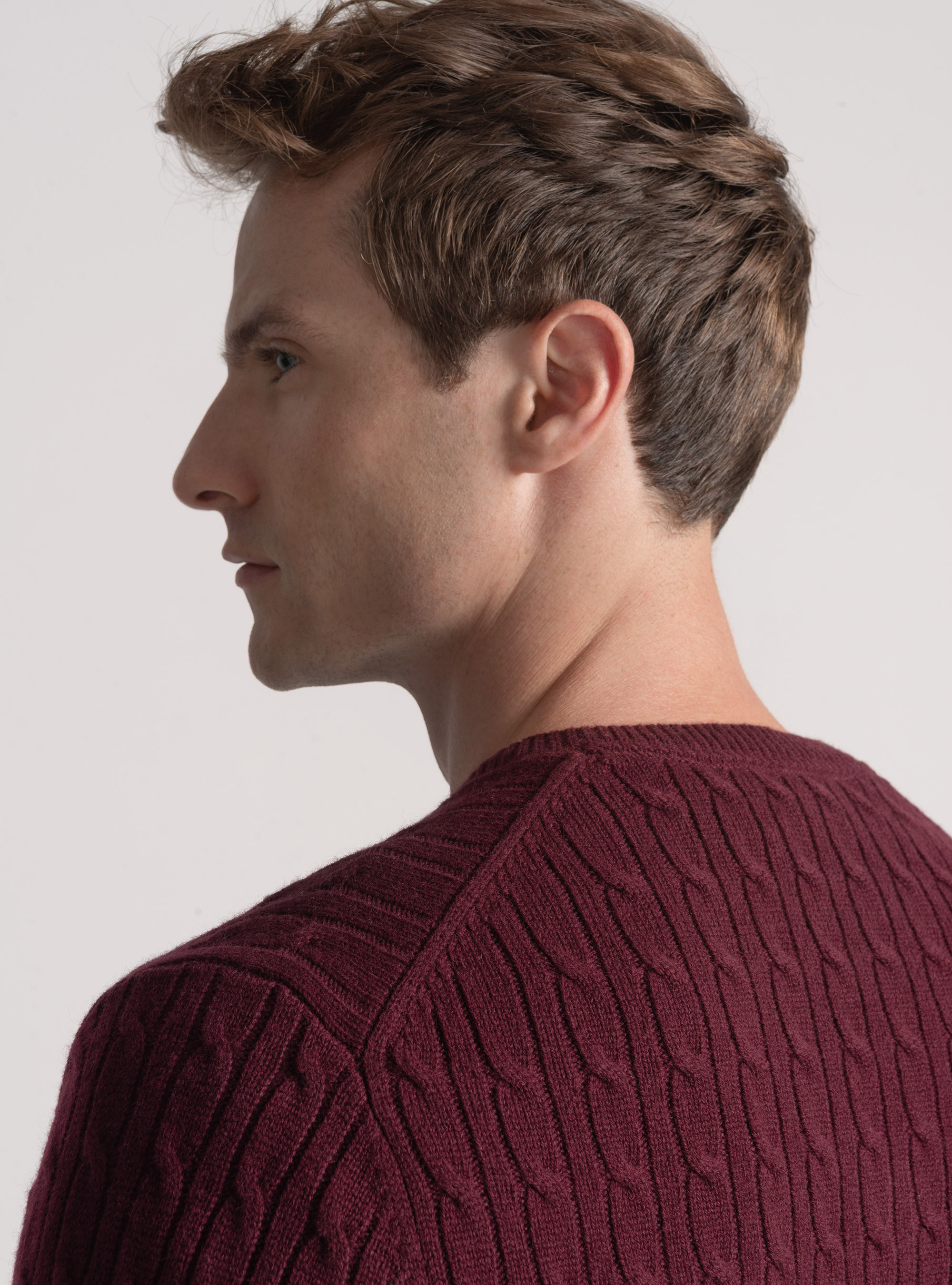 Maglia scollo a V con treccia in lana merino, BORDEAUX