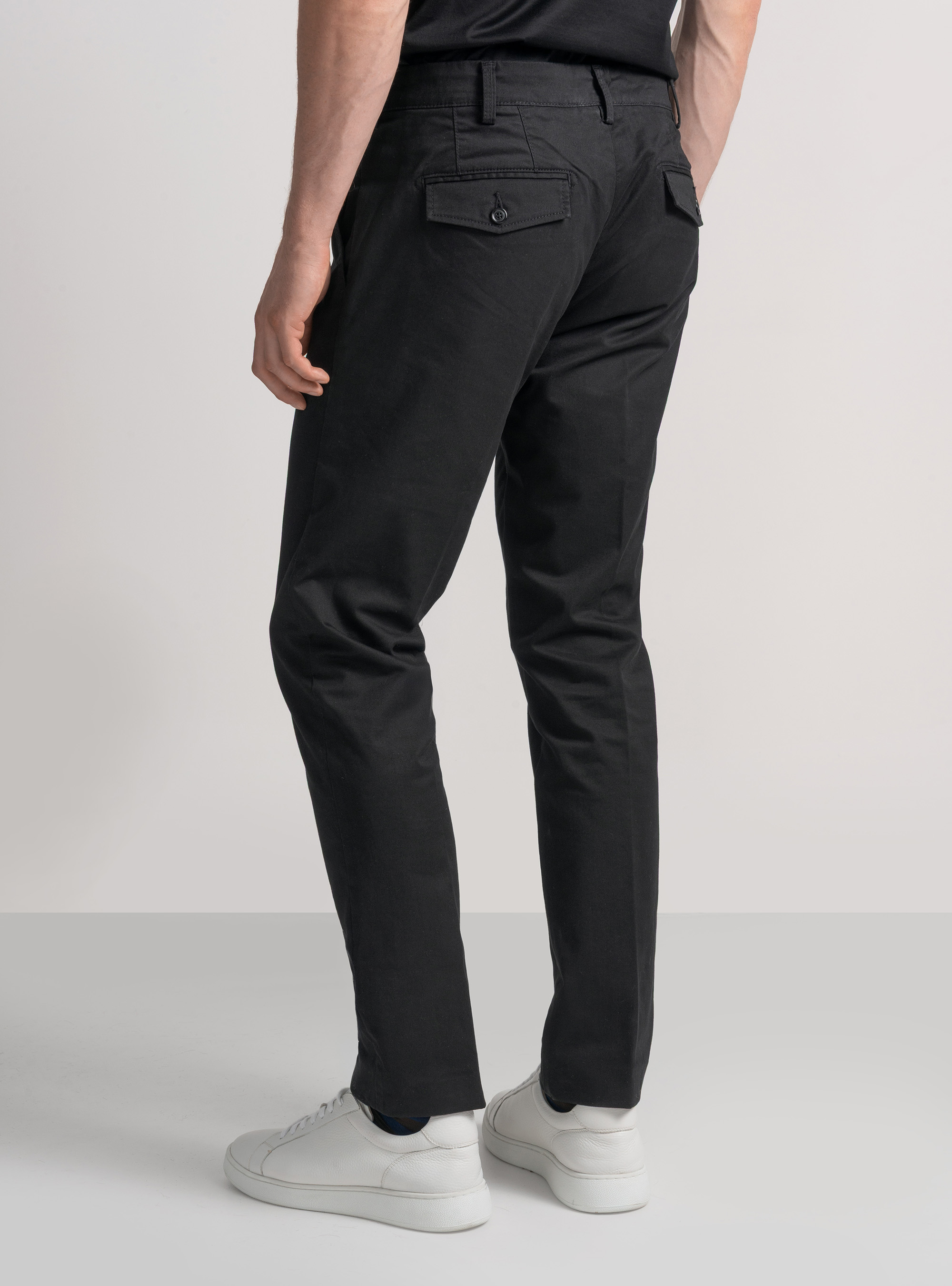 Pantaloni chino slim fit in twill stretch, NERO