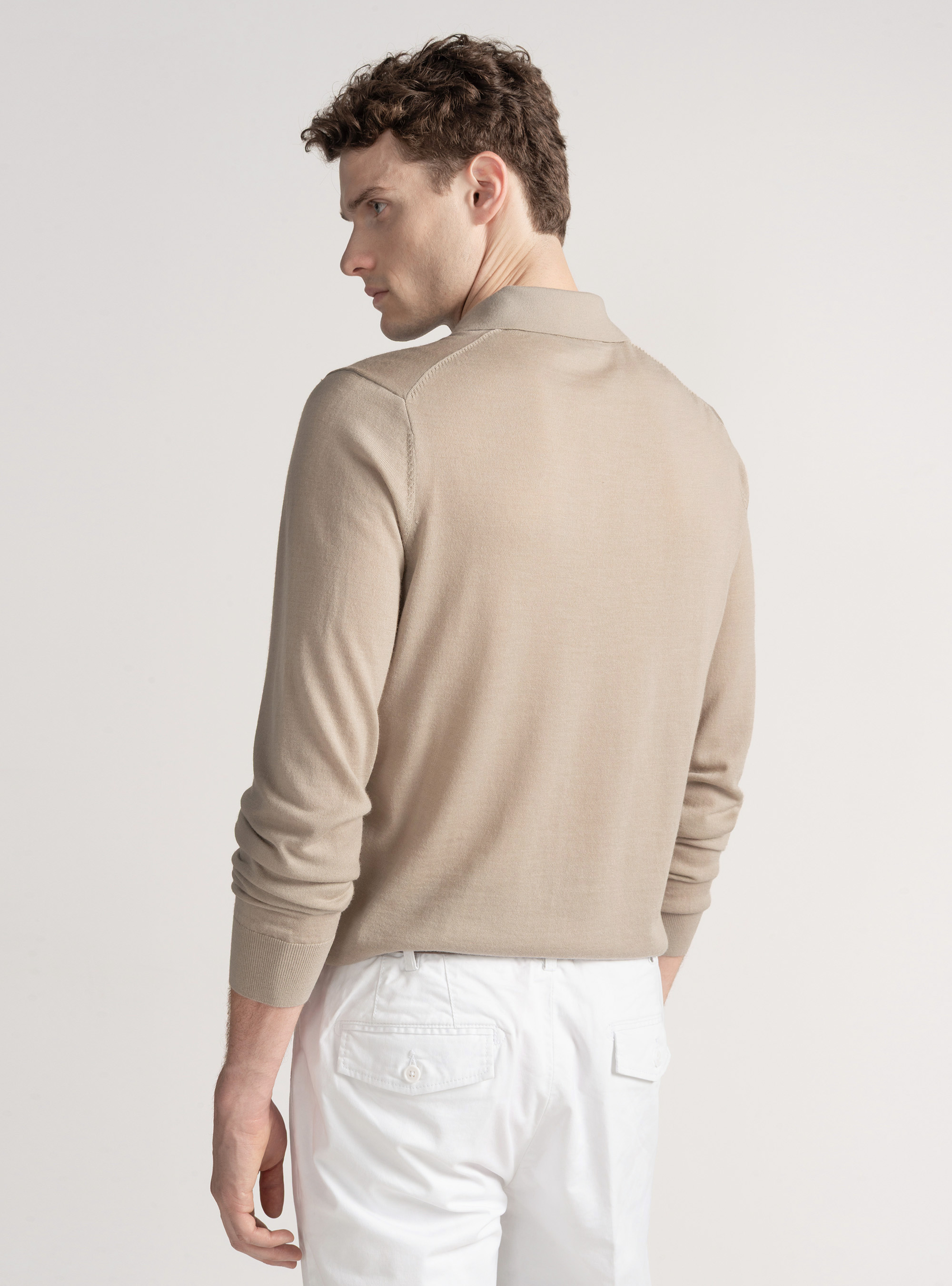 Maglia a polo in lana merino extrafine, SABBIA