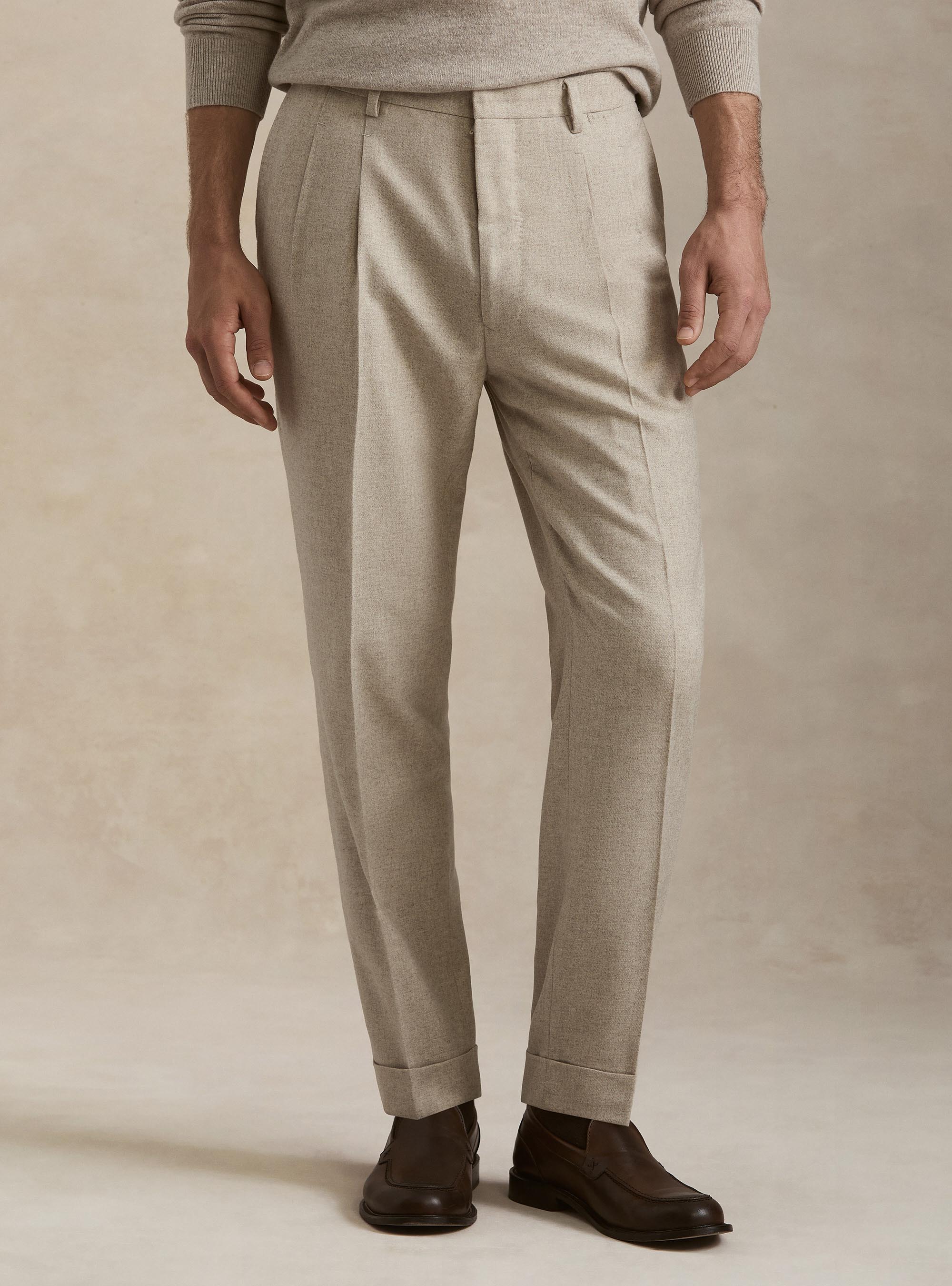 Pantaloni con pince in misto lana leggera, ECRU