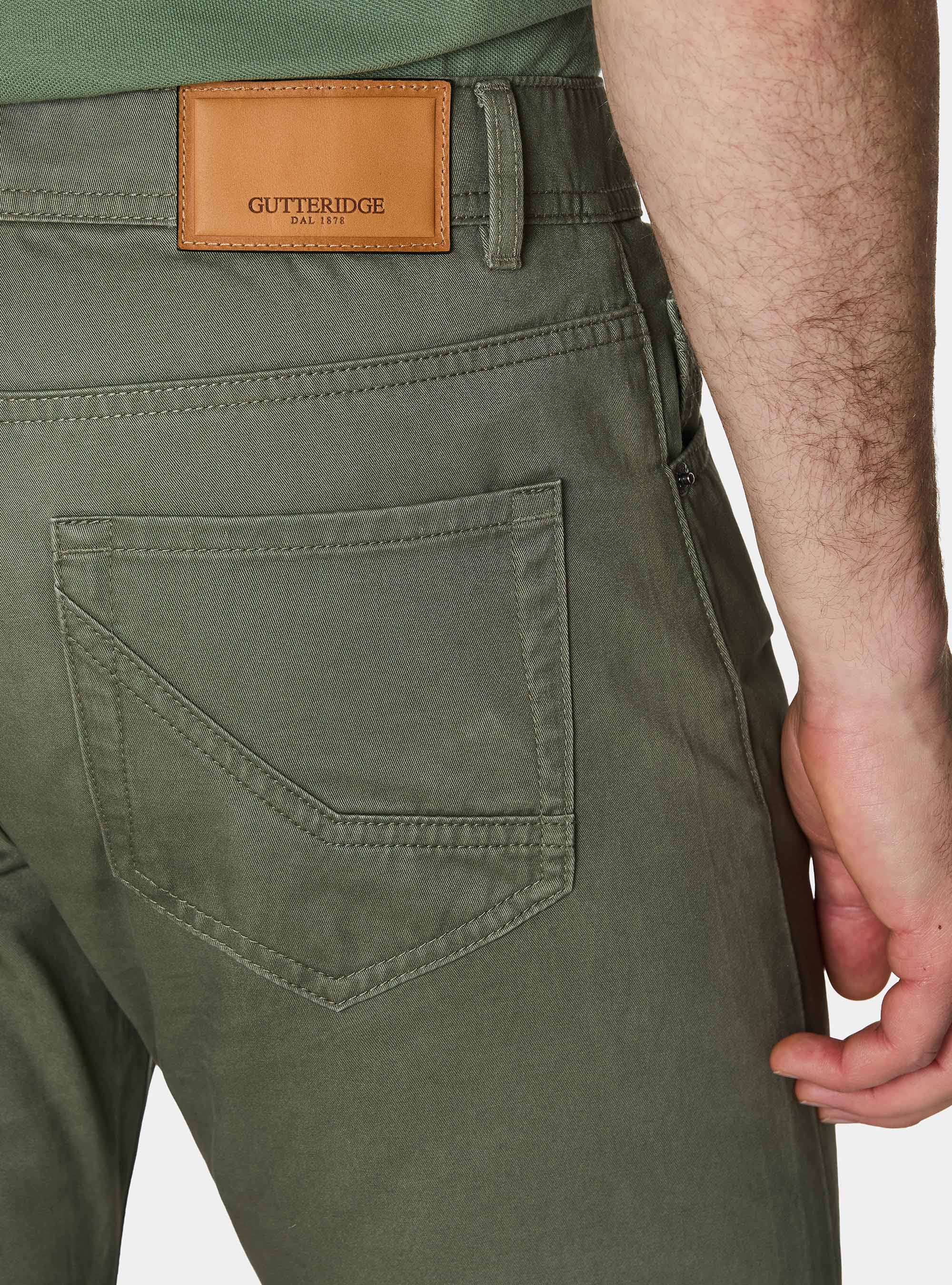 Pantaloni slim fit in twill di cotone, SALVIA 0602C