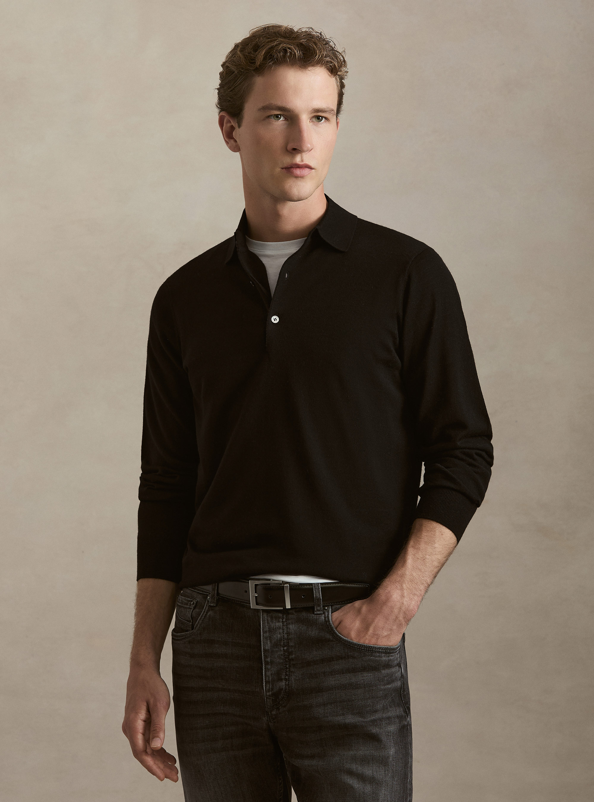 Polo in maglia in lana merino extrafine, NERO