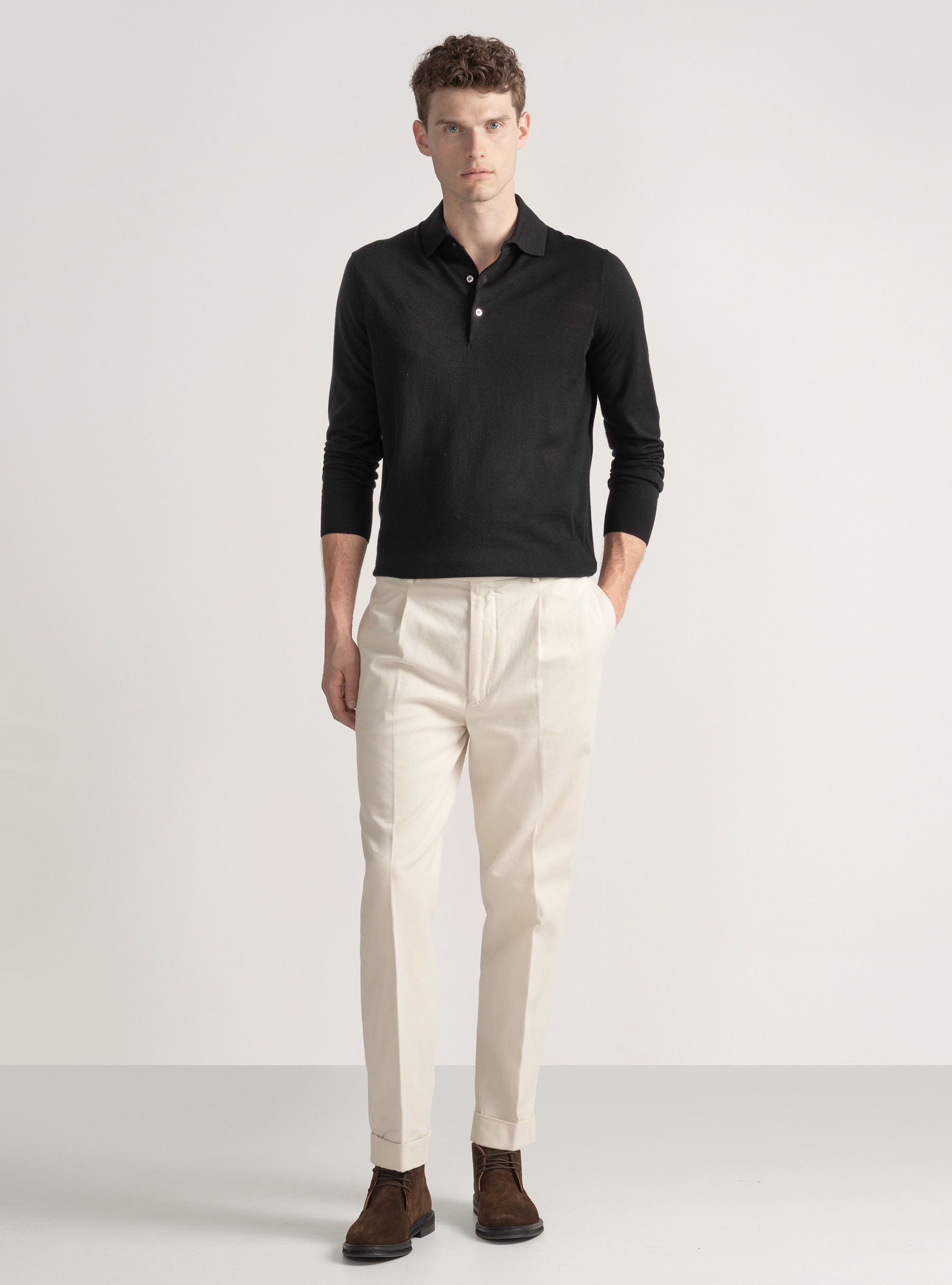 Maglia a polo in lana merino extrafine, NERO