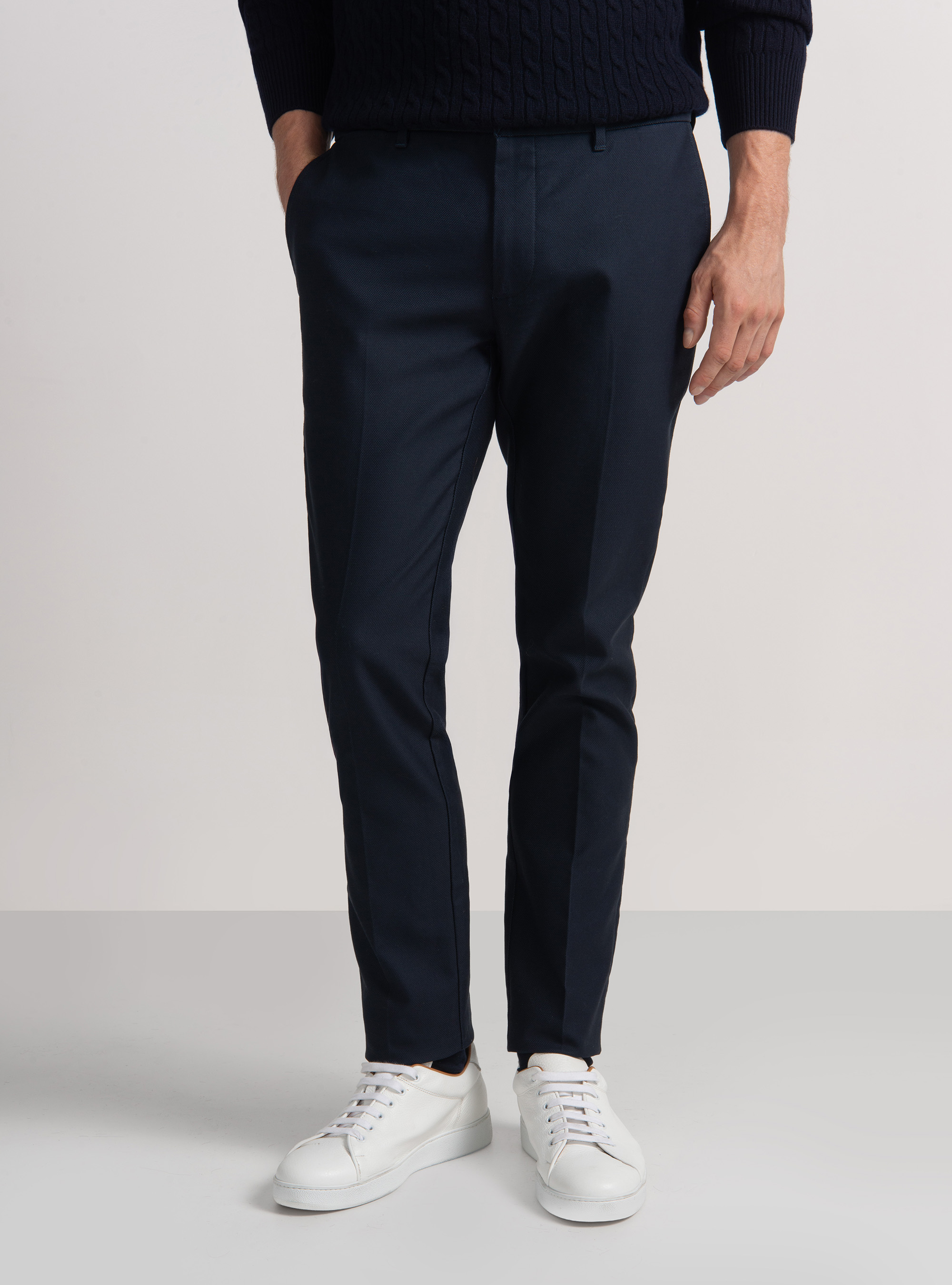 Pantaloni chino slim fit in cotone armaturato, BLU NAVY