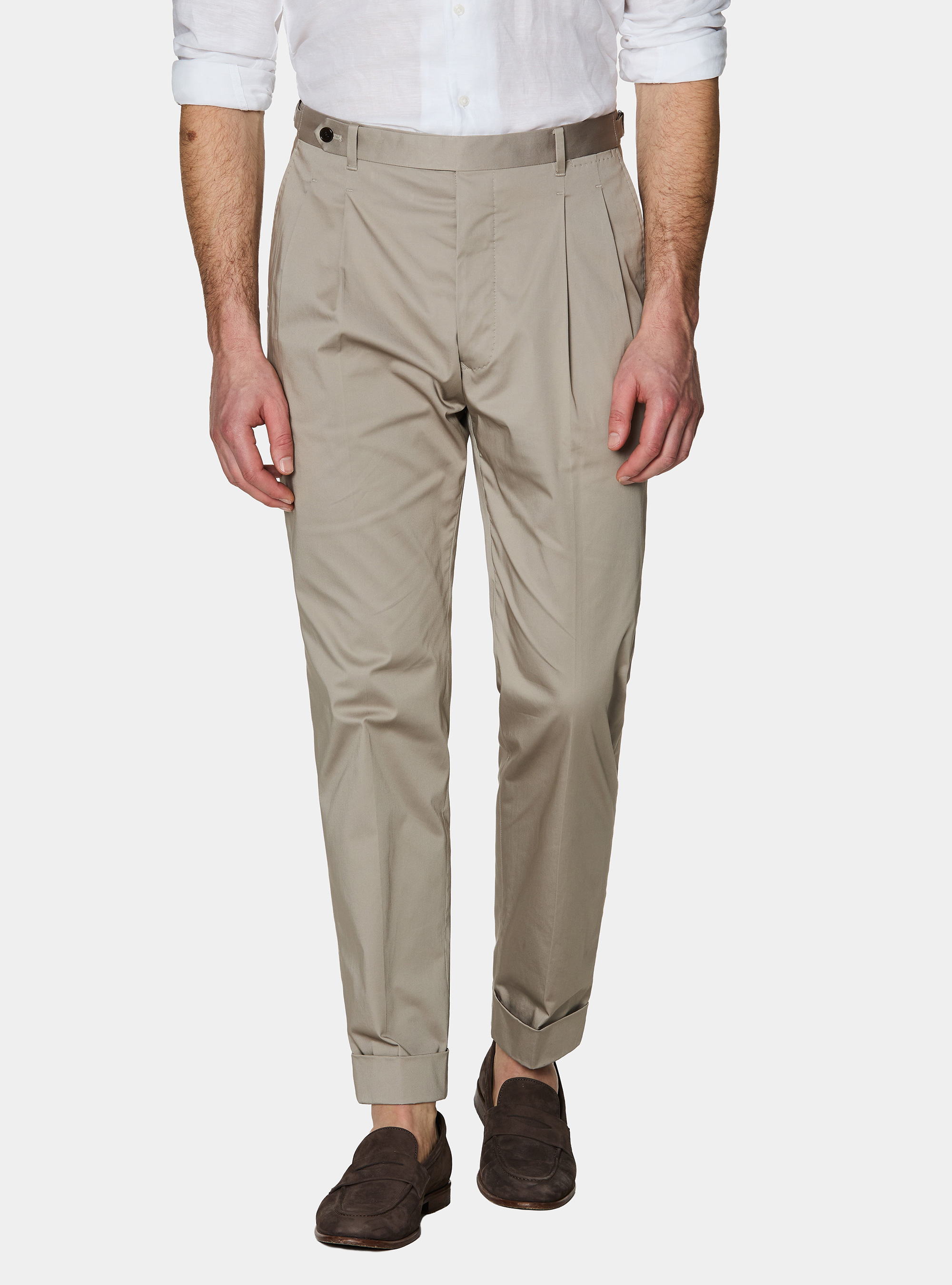 Pantaloni con pince in cotone popeline stretch, SABBIA