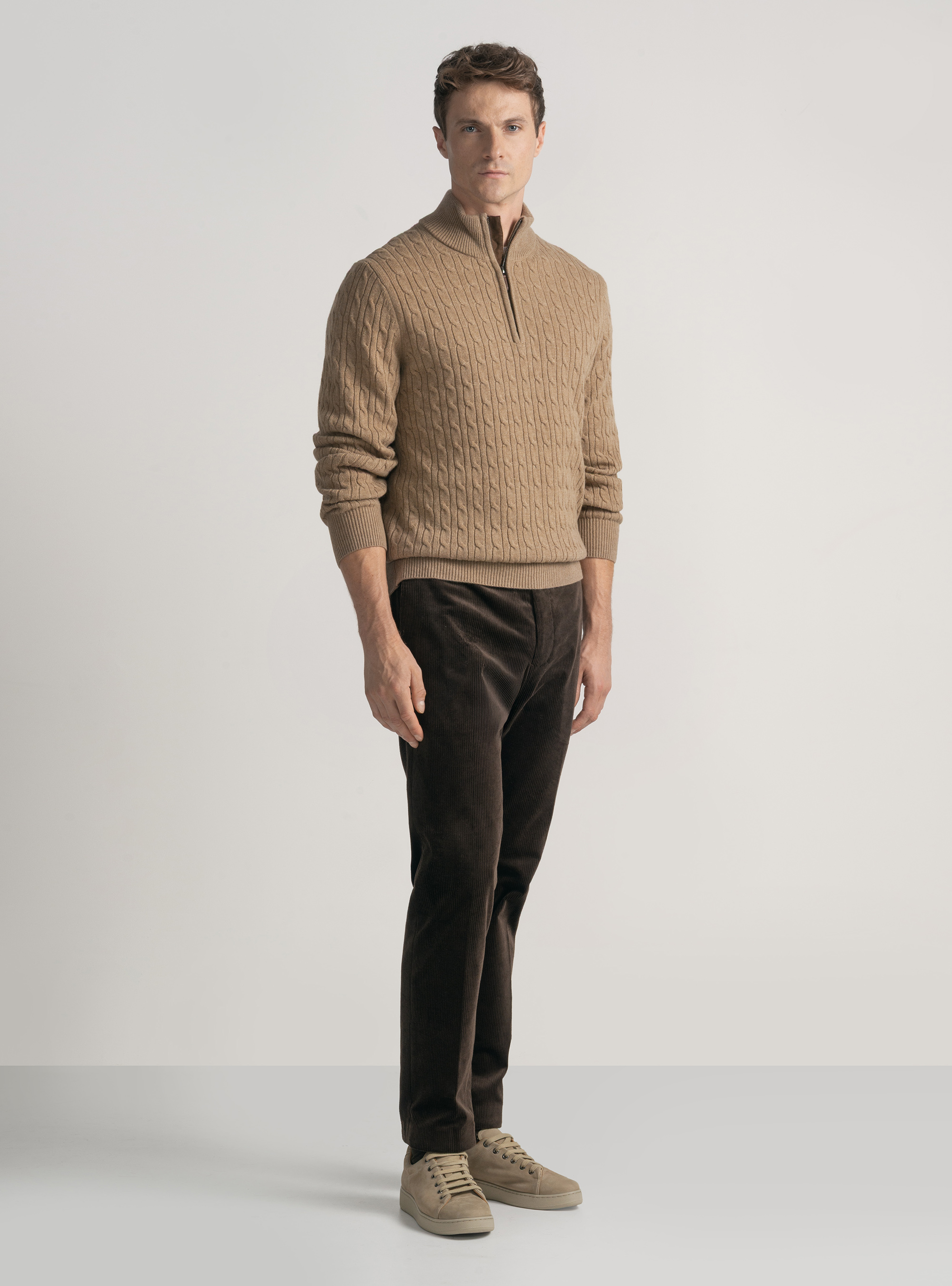 Maglia con collo mock e treccia in lana cashmere, CAMMELLO 0570C